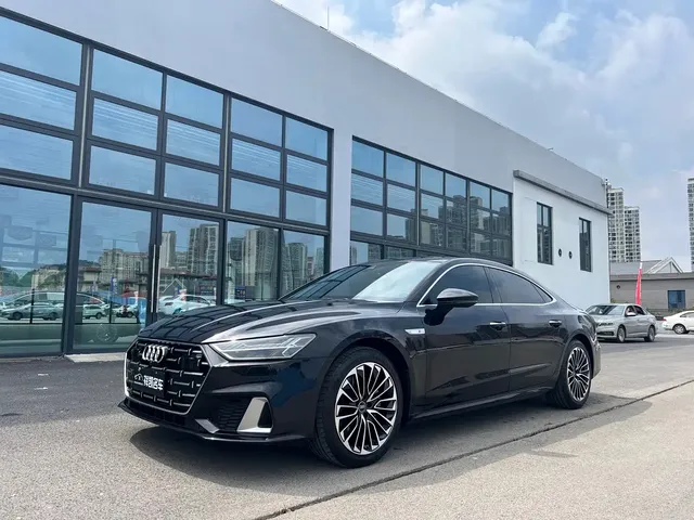 Audi A7L 2024 45 TFSI Luxury