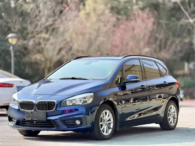 BMW 2 Series Touring 2016 218i Fashion Model