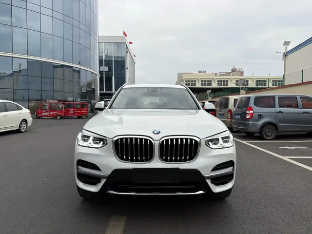BMW X3 2021 xDrive28i Luxury Package