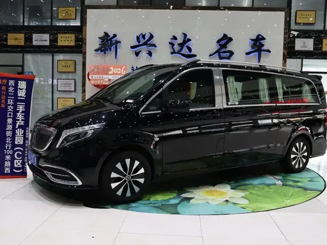 Mercedes-Benz Vito 2021 2.0T Business Edition 7-seater
