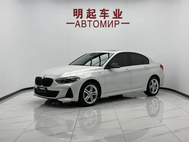 BMW 1 Series 2022 120i M Sport Shadow Edition