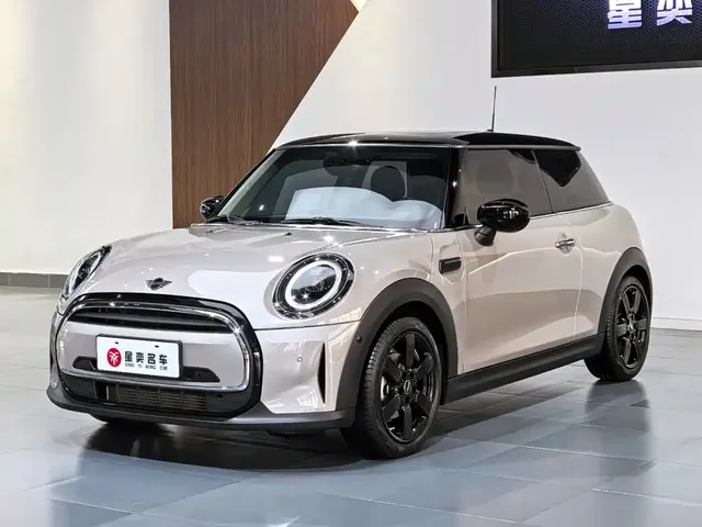 MINI MINI 2023 1.5T COOPER Artist