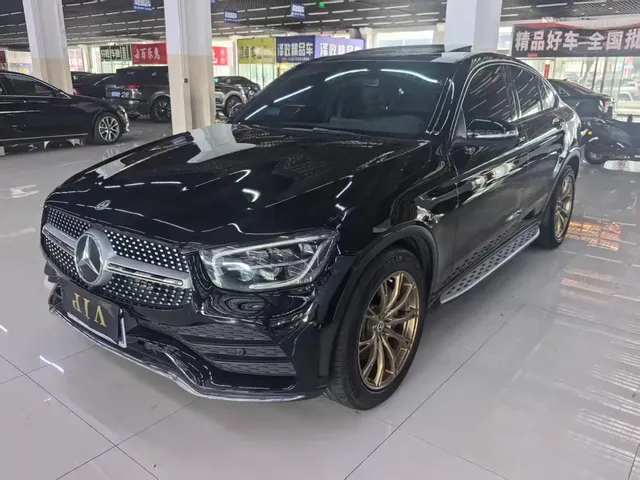 Mercedes-Benz GLC Coupe 2020 GLC 260 4MATIC Coupe SUV
