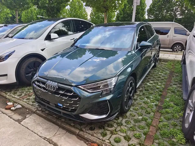 Audi A3 2025 Sportback 35TFSI Flying Premium
