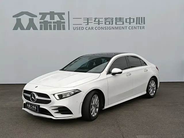 Mercedes-Benz A-Class 2023 A 200 L Fashion
