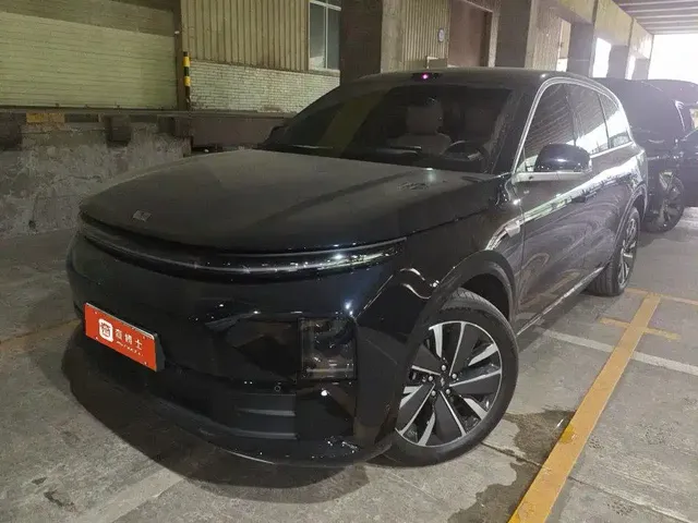 Li Auto L6 2025 Pro Smart Renewal Edition