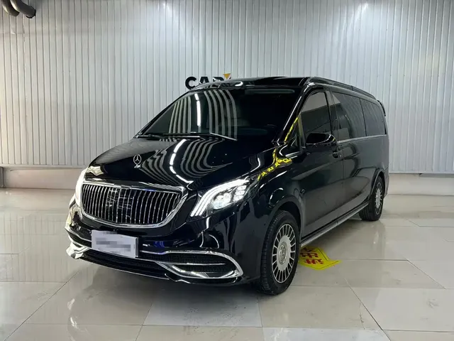 Mercedes-Benz Vito 2023 2.0T Elite 7-Seater