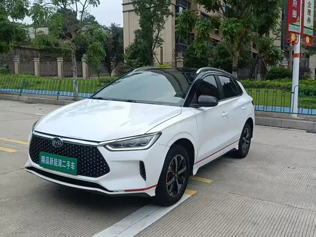 BYD e2 2021 Premium Model