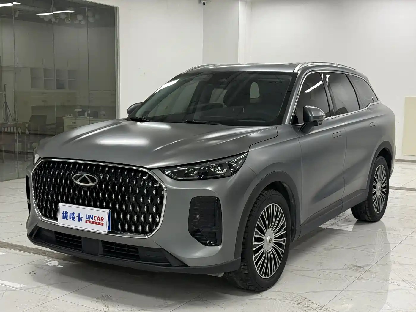 Chery Tiggo 8L 2024 Model 2.0T 2WD Luxury 5-Seater