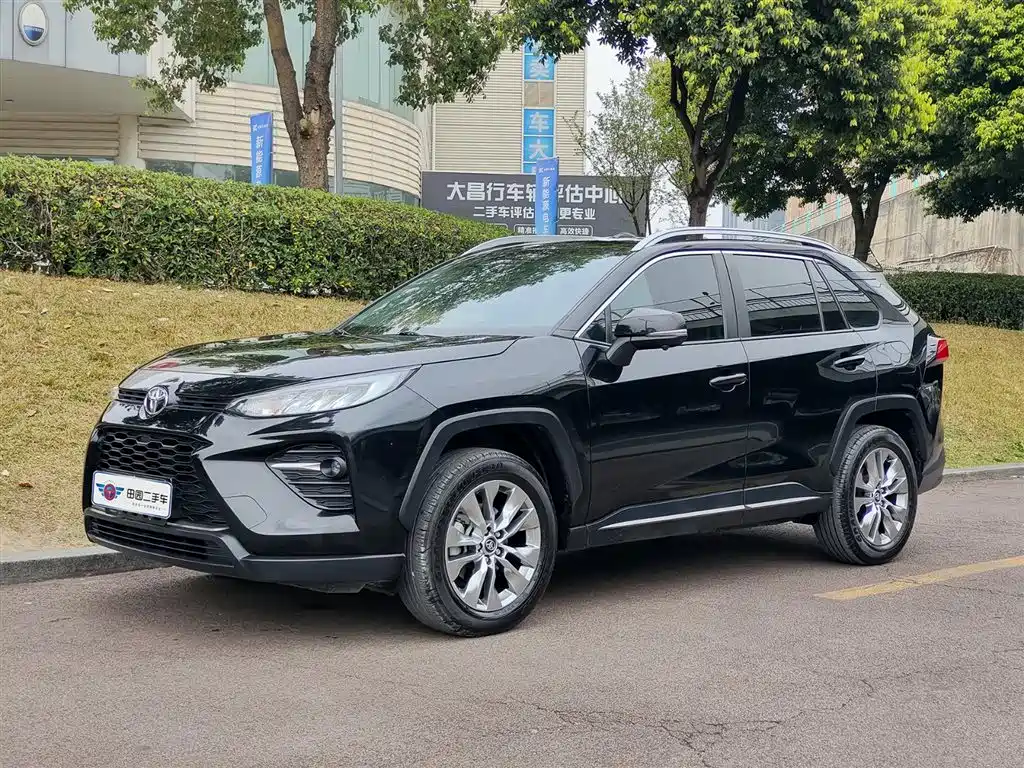 Toyota Wildlander 2023 2.0L CVT FWD LE