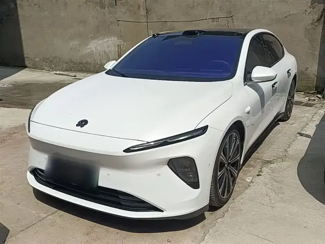 NIO ET7 2024 75kWh Executive Signature Edition