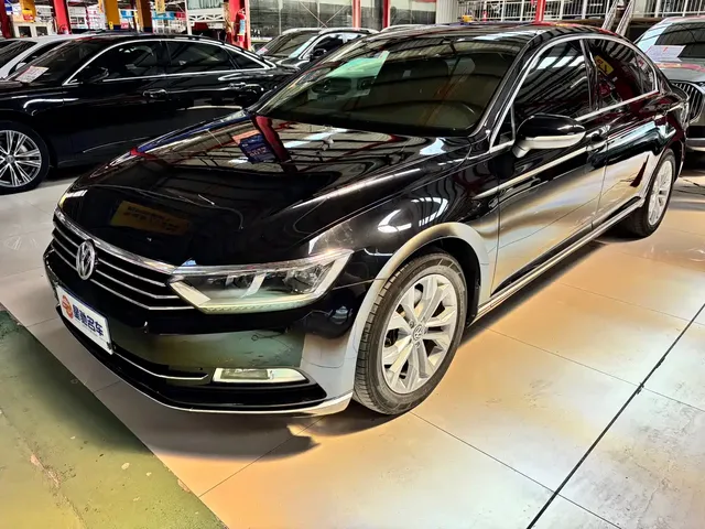 Volkswagen Magotan 2018 Facelift 330TSI DSG Luxury