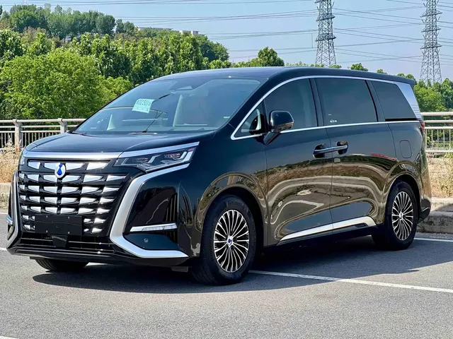Denza D9 2024 DM-i 980 AWD Prestige