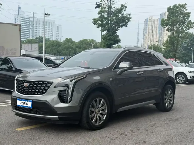 Cadillac XT4 2018 28T FWD Leading Edition