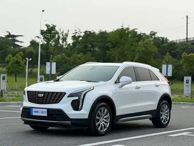 Cadillac XT4 2021 28T FWD Technology Edition