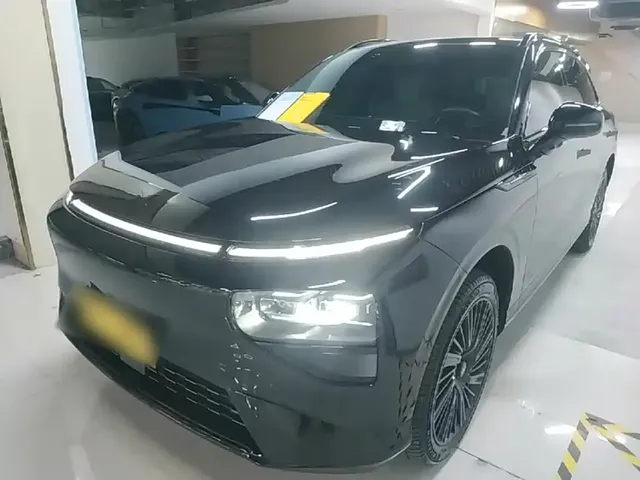 XPeng G9 2025 Model Long Range Ultra