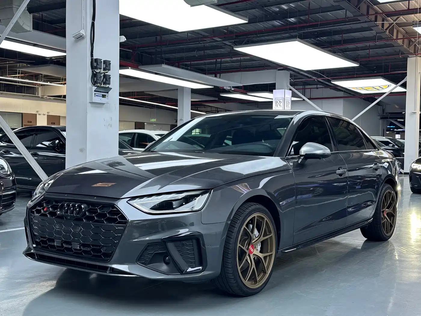 Audi A4L 2020 40 TFSI Fashion Dynamic Edition