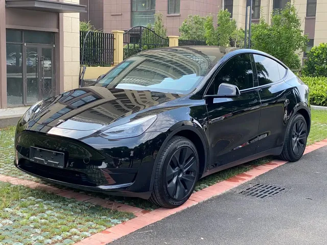 Tesla Model Y 2023 Rear-Wheel Drive Edition