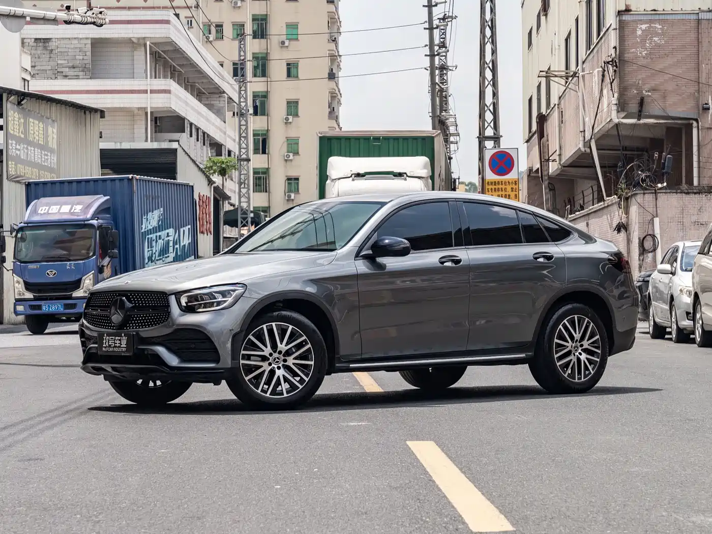 Mercedes-Benz GLC Coupe 2020 GLC 300 4MATIC Coupe SUV