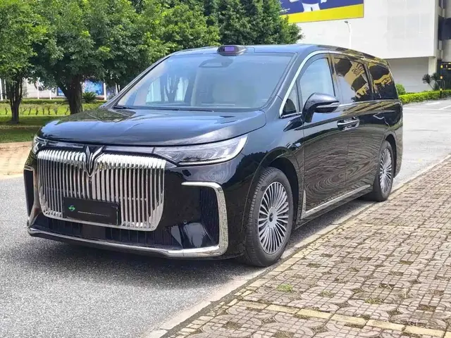 Voyah Auto Voyah Dreamer 2025 Model PHEV 4WD Premium QianKun Edition