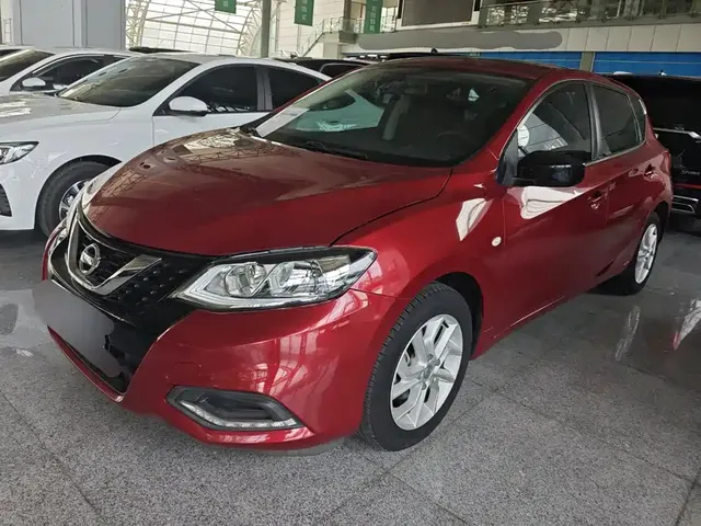 Nissan Tiida 2021 1.6L CVT Cool Edition
