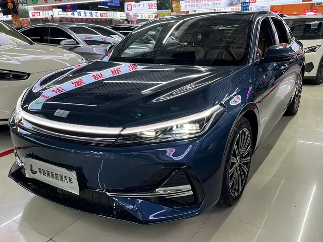 Geely Galaxy A7 2025 EM-i