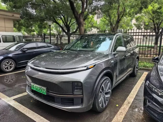 Li Auto Li Xiang L9 2023 Model Pro