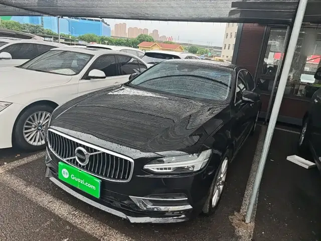 Volvo S90 2020 T5 Momentum Luxury Edition