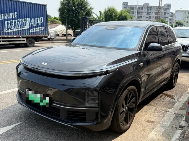 Li Auto Li L8 2023 Pro