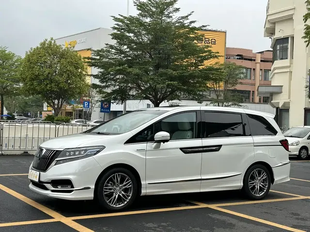 Honda Elysion 2019 2.0L Hybrid Comfort Edition