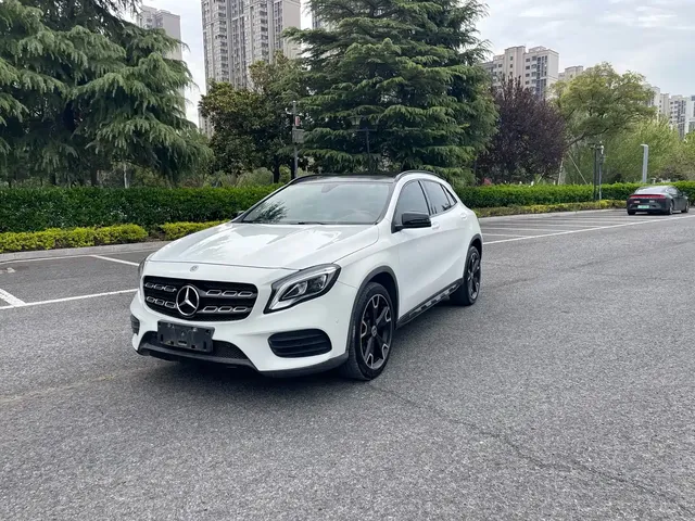Mercedes-Benz GLA 2018 GLA 220 4MATIC Sport
