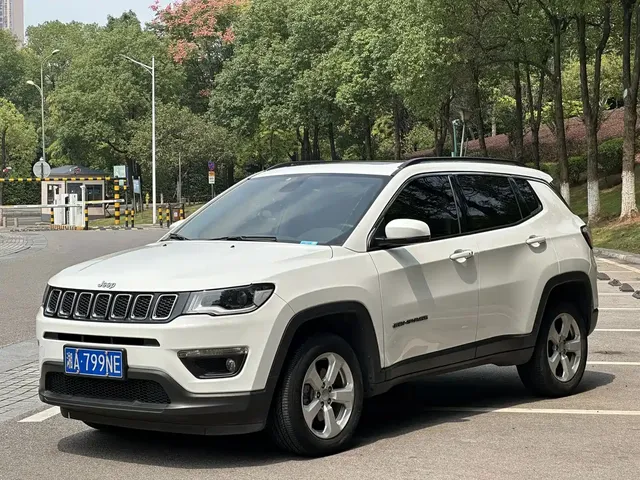 Jeep Compass 2017 200T Automatic Family AWD