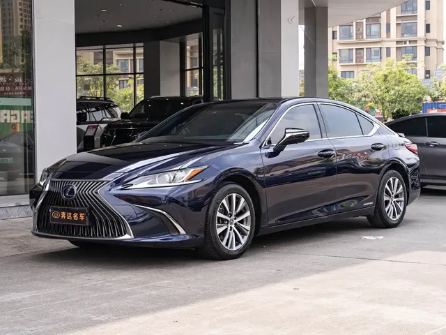 Lexus ES 2020 Model 300h Excellence Edition