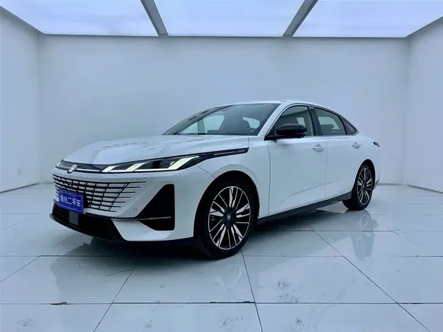 Changan Eado 2025 Model Year Facelift 1.5T 500Bar Premium Edition