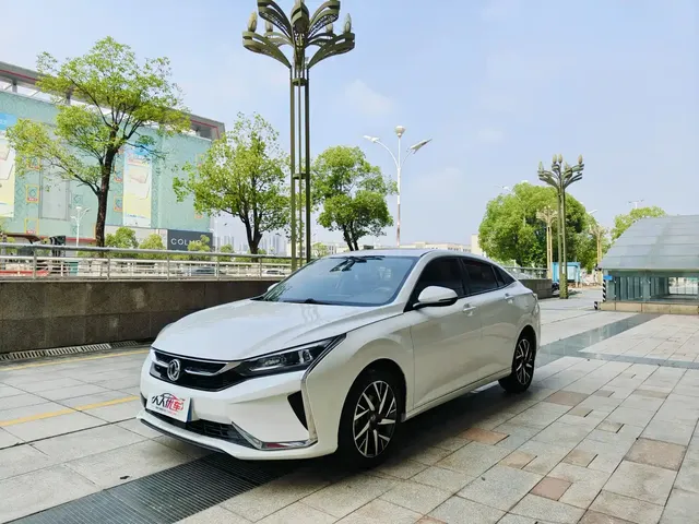 Dongfeng Aeolus Yixuan 2020 230T Automatic Dazzle Edition
