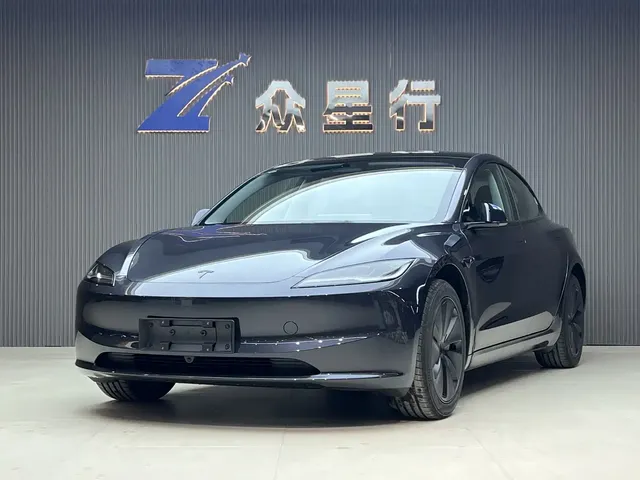 Tesla Model 3 2025 Model Year Facelift Rear-Wheel Drive