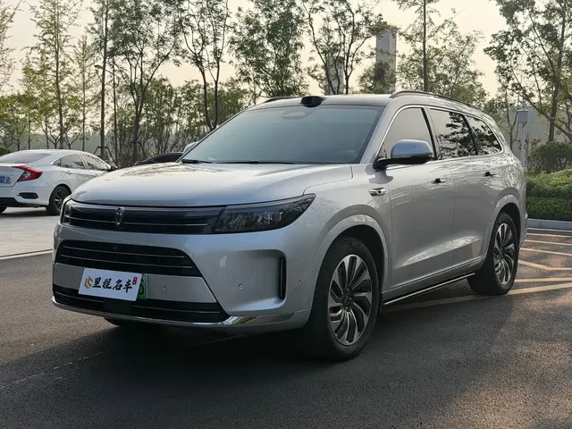 AITO Wenjie AITO M7 2024 1.5T Smart AWD Max Edition 5-Seater