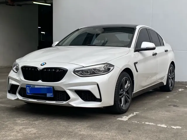 BMW 1 Series 2019 118i Fashion Edition