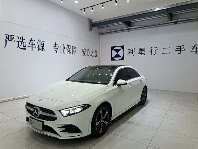 Mercedes-Benz A-Class 2023 A 200 L Fashion