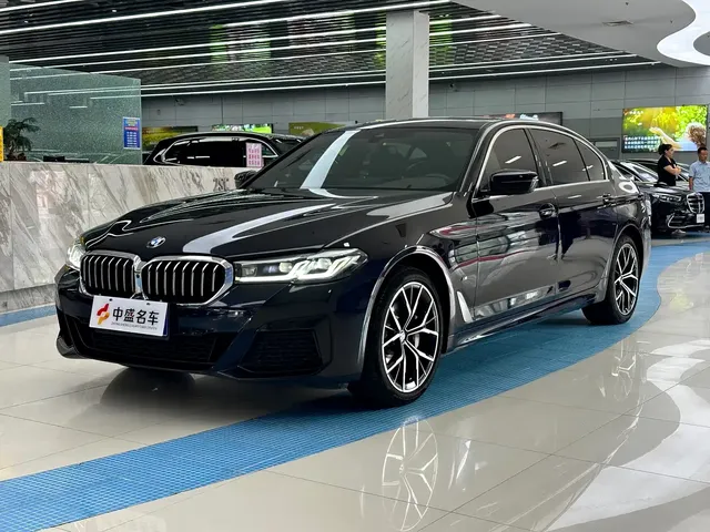 BMW 5 Series 2022 Facelift 530Li Premium M Sport Package