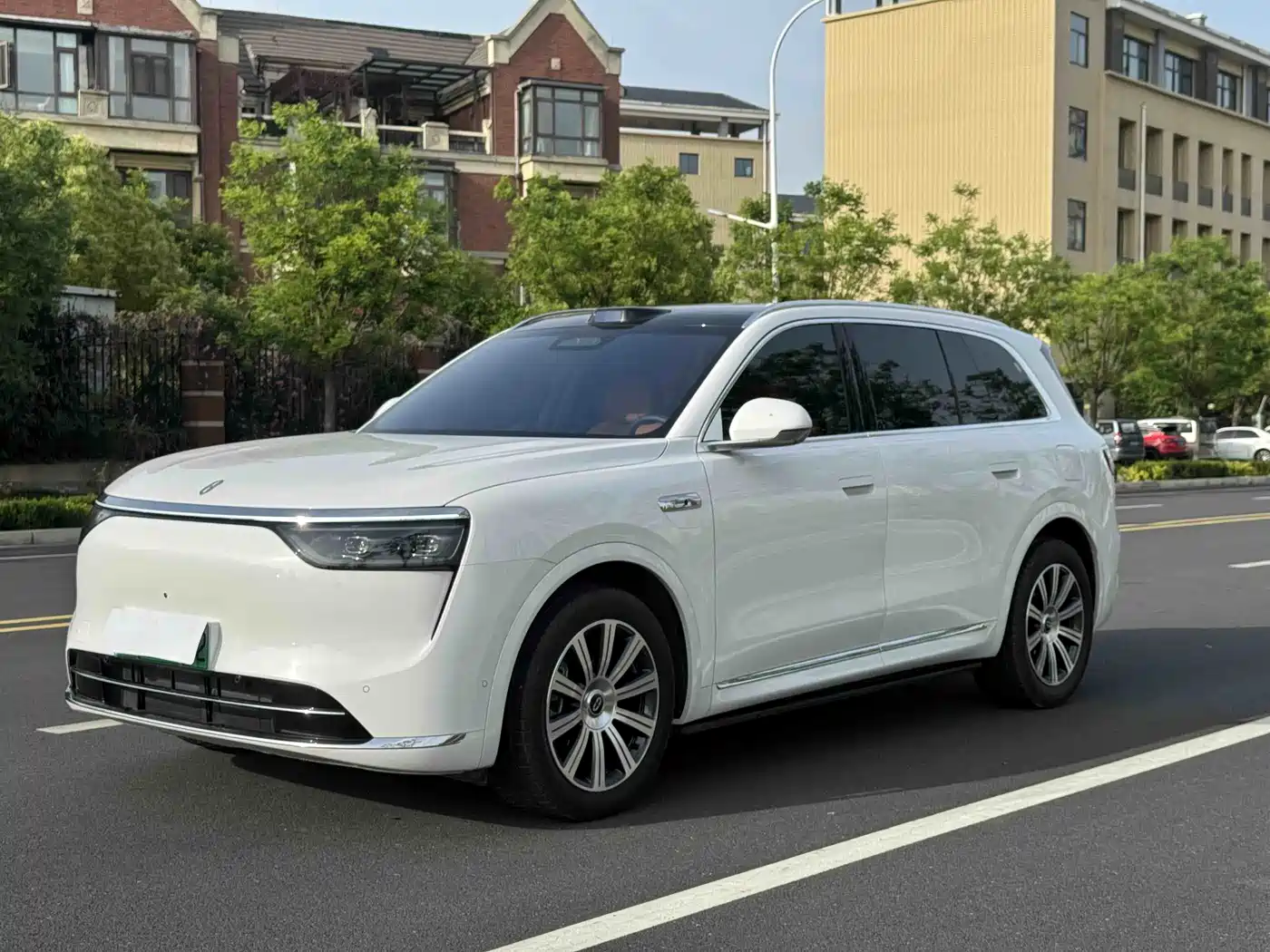 AITO Wenjie AITO M8 2025 Range Extender Max+ Edition 53.4kWh 5-seater