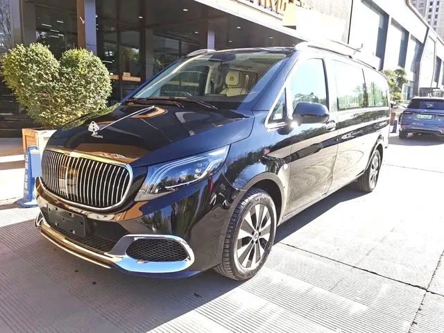 Mercedes-Benz Vito 2023 2.0T Elite 7-Seater