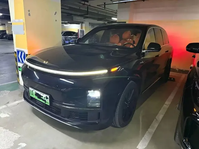 Li Auto Li L8 2023 Pro