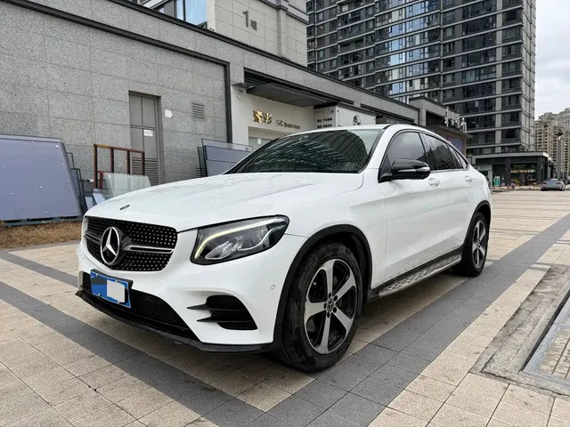 Mercedes-Benz GLC Coupe 2018 GLC 200 4MATIC Coupe SUV