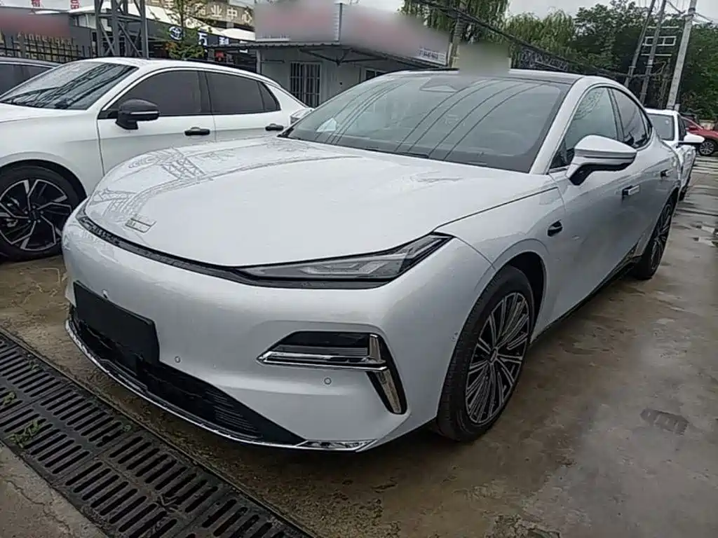 Geely Galaxy Xingyao 8 2025 Model 130km EM-i Flagship Edition