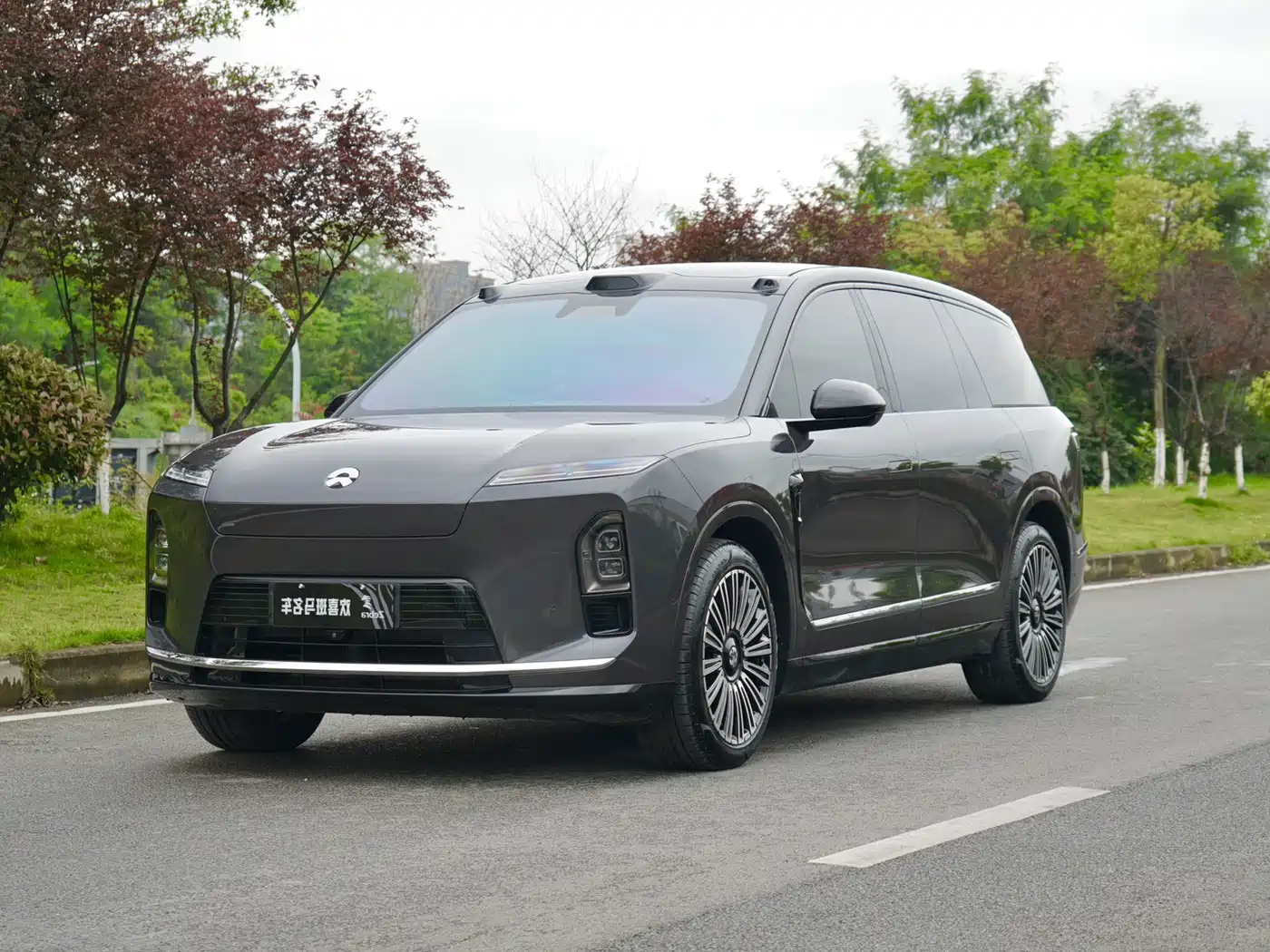 NIO ES8 2025 Model 6-Seat Executive Luxury Edition