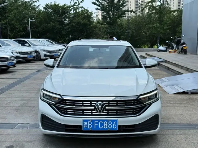 Volkswagen Sagitar 2024 200TSI DSG Flying Edition
