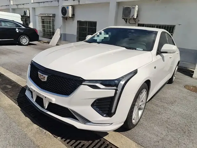 Cadillac CT4 2022 28T Fashion Style