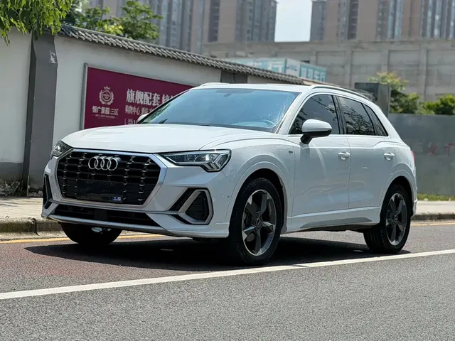 Audi Q3 2022 35 TFSI Fashion Dynamic