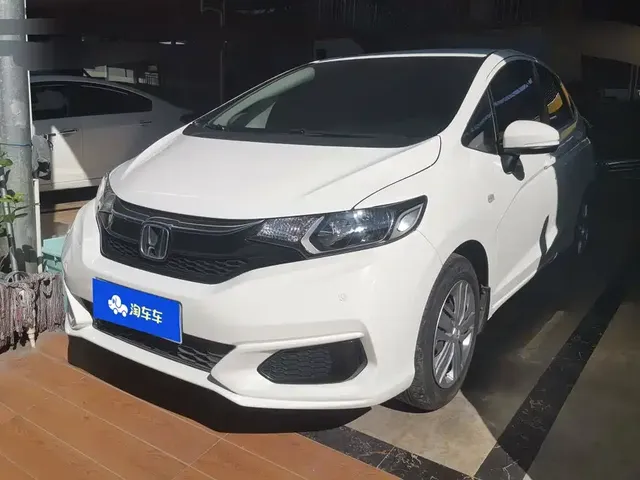 Honda Fit 2018 1.5L CVT Comfort Edition